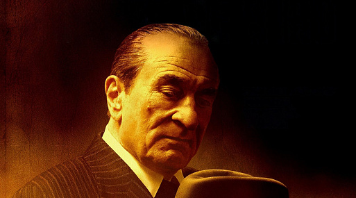 Роберт беседует с Де Ниро в отрывке фильма «Мудрые парни»