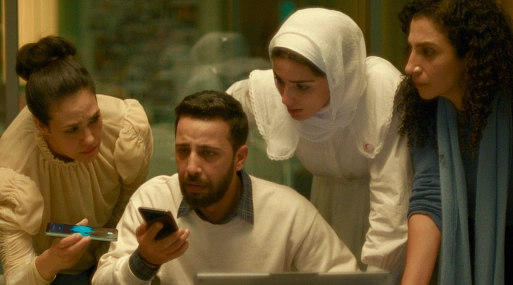 «Голос Хинд Раджаб» Каутер Бен Ханьи: 89 минут смерти и рекордные 23 минуты оваций в Венеции