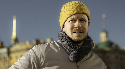 Тихон Жизневский прогулялся по местам съёмок знаменитых фильмов в Петербурге