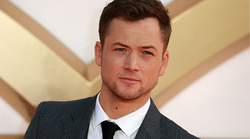 Тэрон Эджертон и Джессика Хенвик снимутся в комедийном триллере Everybody Wants To F*ck Me