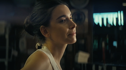 «Man from the Magazine»: Пол Томас Андерсон снял новый клип для музыкальной группы Haim