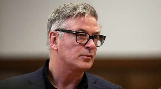 Алек Болдуин сыграет самого себя в мета-комедии с Микки Рурком