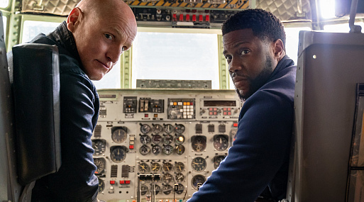 Вышли кадры «Человека из Торонто» с Вуди Харрельсоном и Кевином Хартом