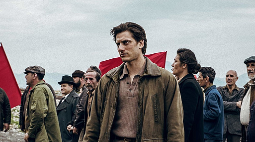 Поэзия измов: все в восторге от нового «Мартина Идена»