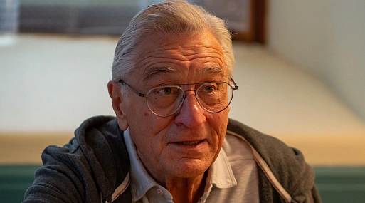 Роберт Де Ниро поддерживает Бобби Каннавале в драмеди «Папа»