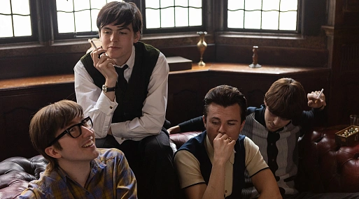 Брайан Эпстайн знакомится с группой «Битлз» во фрагменте байопика «Пятый битл»