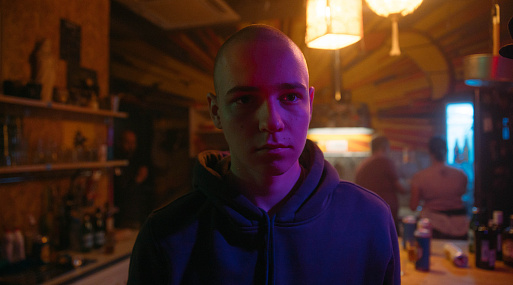 Сериал Наталии Мещаниновой «Пингвины моей мамы» о стендапере выйдет в октябре