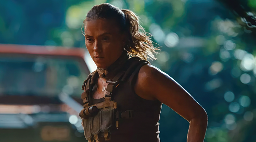 Скарлетт Йоханссон на новых кадрах фильма «Мир Юрского периода: Возрождение»