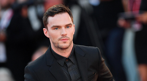 Джеймс Ганн окончательно утвердил Николаса Холта в роли Лекса Лютора