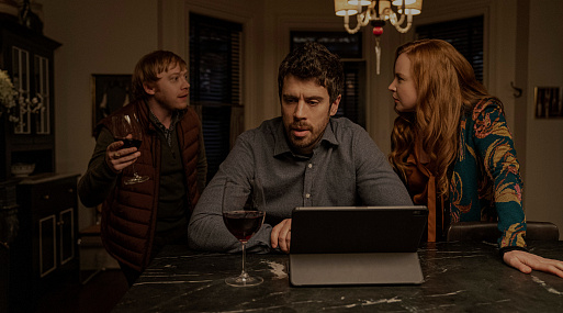 В гости к Тёрнерам приходят странные незнакомцы в тизере третьего сезона «Дома с прислугой»