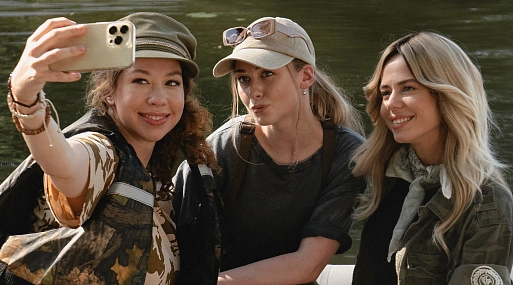 Трёх подруг ждёт «Клёвый Уlove» в первом трейлере комедии