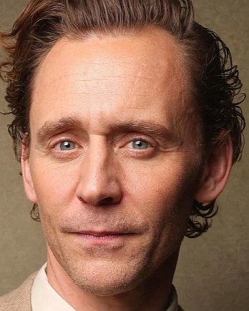 Том Хиддлстон