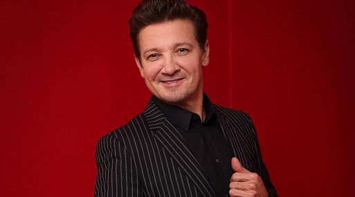 Джереми Реннер рассказал, как чуть не погиб под колёсами снегоуборищка