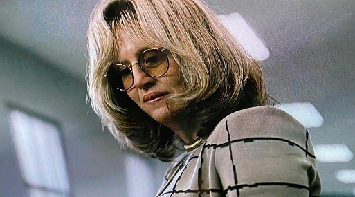 Сара Полсон погружает Белый дом в хаос: вышел тизер «Американской истории преступлений: Импичмент»