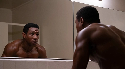 Джонатан Мэйджерс в локализованном трейлере драмы «Жажда славы»