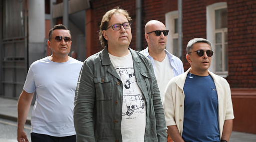 «Они всегда приходят»: появился трейлер новой части «О чём говорят мужчины»