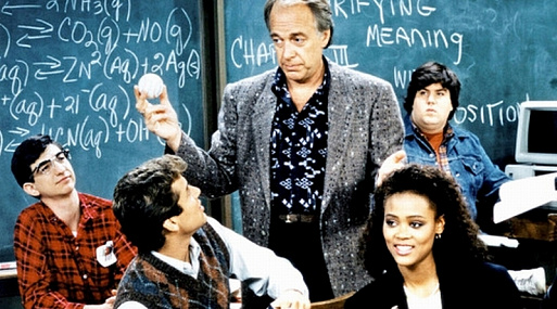 На HBO Max выйдет новый комедийный сериал от создателя «Клиники» и «Теда Лассо»