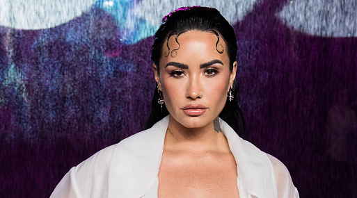 Деми Ловато снимет документальный фильм о детях-звёздах