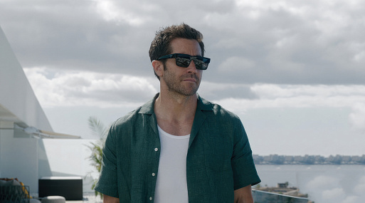 Генри Кавилл и Джейк Джилленхол на кадрах боевика «Вне закона» Гая Ричи