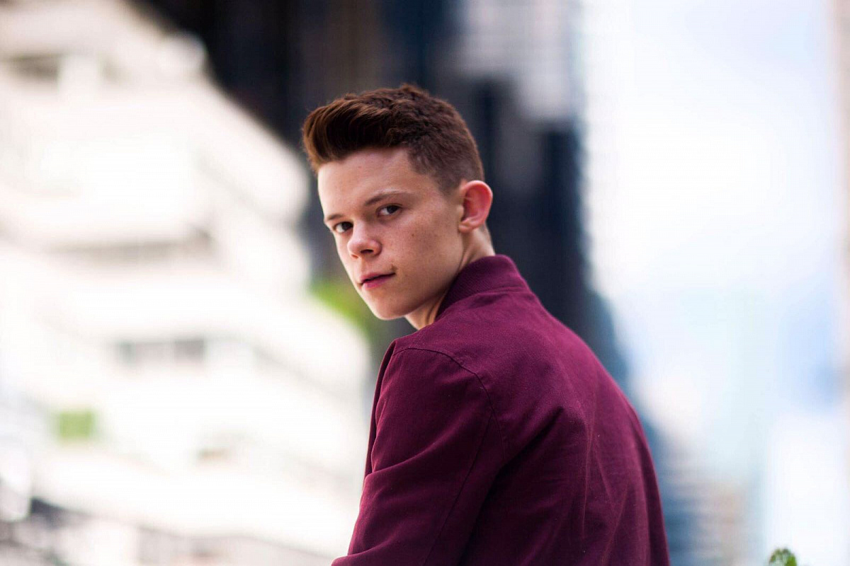 harry holland net worth 2021 - Ilustrasi 2
