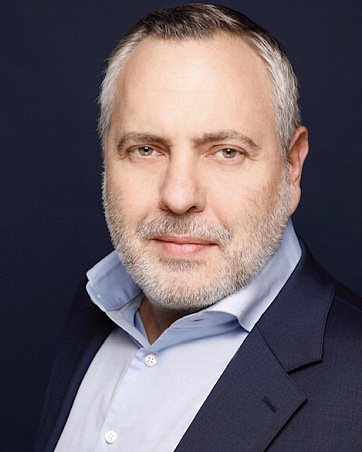 Крис Папавасилиу