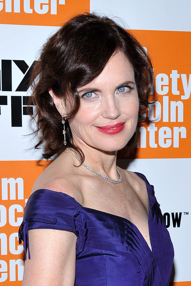 Голая Элизабет МакГоверн (Elizabeth McGovern)